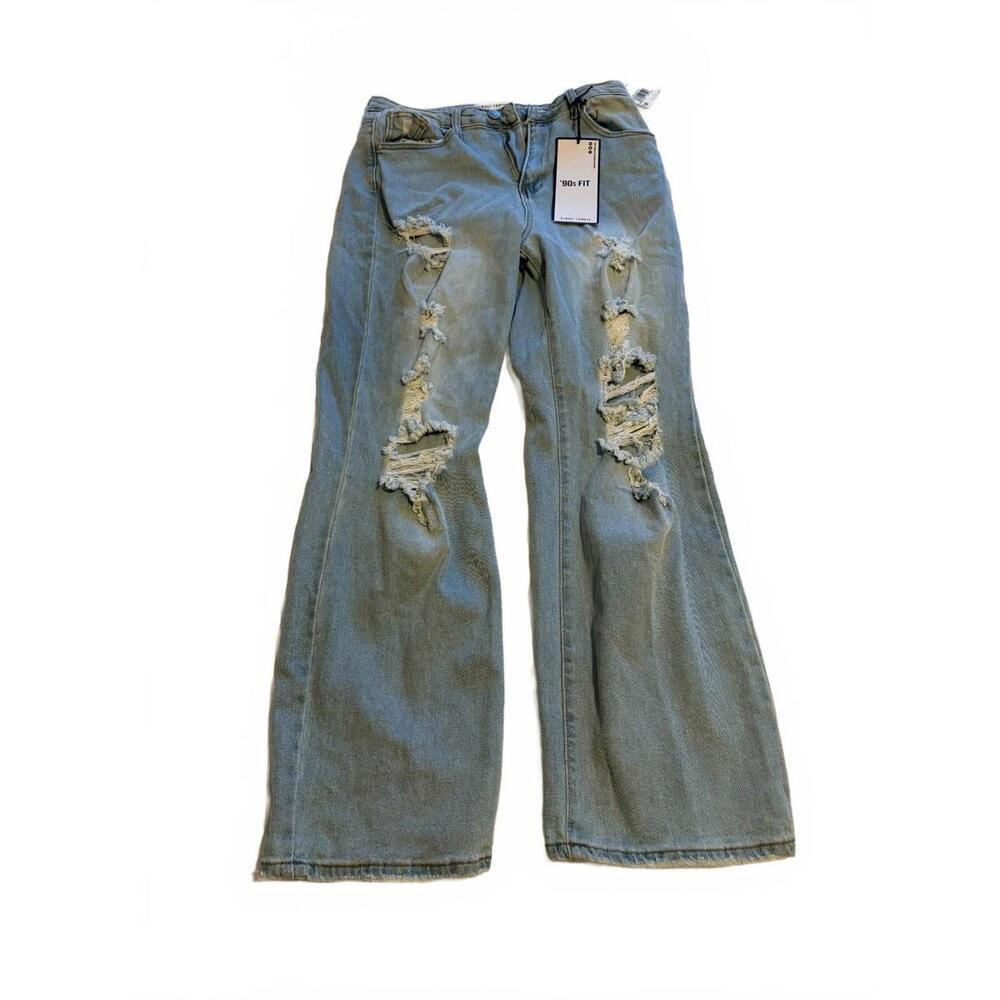 ALMOST FAMOUS JUNIORS SIZE 9 LIGHT WASH DISTRESSED FIT MOM JEANS NEW 90'S FIT